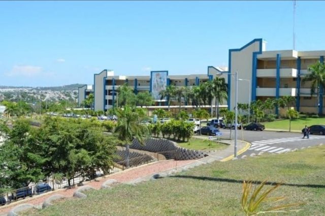 Edificios de aulas UASD Santiago