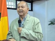 Héctor Sánchez propone un pacto nacional para redefinir el Estado y enfrentar la crisis del endeudamiento.