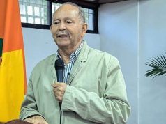 Héctor Sánchez propone un pacto nacional para redefinir el Estado y enfrentar la crisis del endeudamiento.