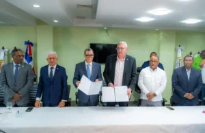 Estado dominicano y movimiento sindical internacional consolidan alianza en defensa del trabajo digno en el transporte Rueda de prensa