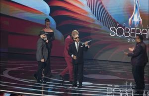 Héctor Acosta, Merenguero del Año. Héctor Acosta, Premios Soberano