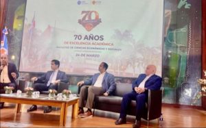 Panel: indexación salarial (Foto fuente externa).