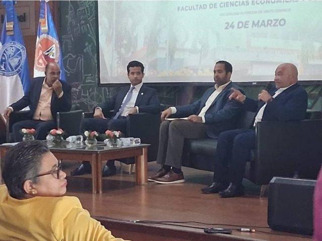 Panel: indexación salarial (Foto fuente externa).