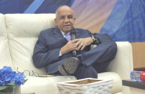 Catedrático José de Luna propone la adopción de políticas de buena gobernanza en la UASD. Maestro José De Luna.
