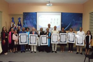 Reconocimientos realizados por el Taller Literario | Foto José Armando Toribio.