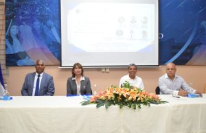 El Recinto Santiago de la UASD celebró el 32.º aniversario del Taller Literario Virgilio Díaz Grullón con el Reconocimiento Anual 2026