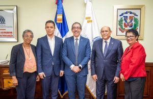 Asjana fortalece vínculos con el MESCyT para impulsar la modernización de la UASD.