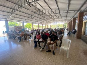 Activistas sociales, sindicales, de mujeres y populares, reunidos en asamblea regional (Foto: Fuente externa).