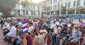 Santiago de los Caballeros reafirma su solidaridad con Cuba en homenaje al centenario del natalicio de Fidel. Homenaje al legado de Fidel Castro y conmemorar los históricos asaltos a los cuarteles Moncada y Carlos Manuel de Céspedes | Foto fuente externa.