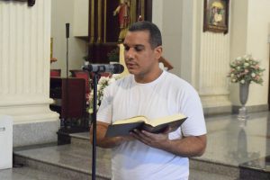 lectura y declamación de textos poéticos antiguos de la tradición judeocristiana | Foto fuente externa.