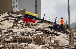 A un mes del doblete sísmico: entre la dignidad de los pueblos y la bota imperialista.