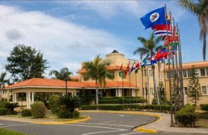 Gobierno dominicano solicita retiro de nueve miembros de la misión diplomática de Cuba.