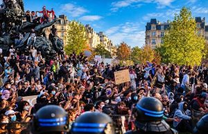 Francia: el malestar social desborda las aulas y coloca a Macron ante una nueva crisis de gobernabilidad. Movilización en Francia contra el encarecimiento de la vida | Foto fuente externa.