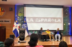 Expertos plantean eliminar el foam y los plásticos de un solo uso en la UASD.