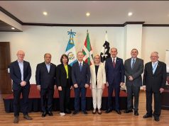 Universidad del País Vasco distingue a Franklin García Fermín por su contribución a la integración académica latinoamericana. IX Congreso Internacional de la Red Latinoamericana de Posgrado | Foto fuente externa.